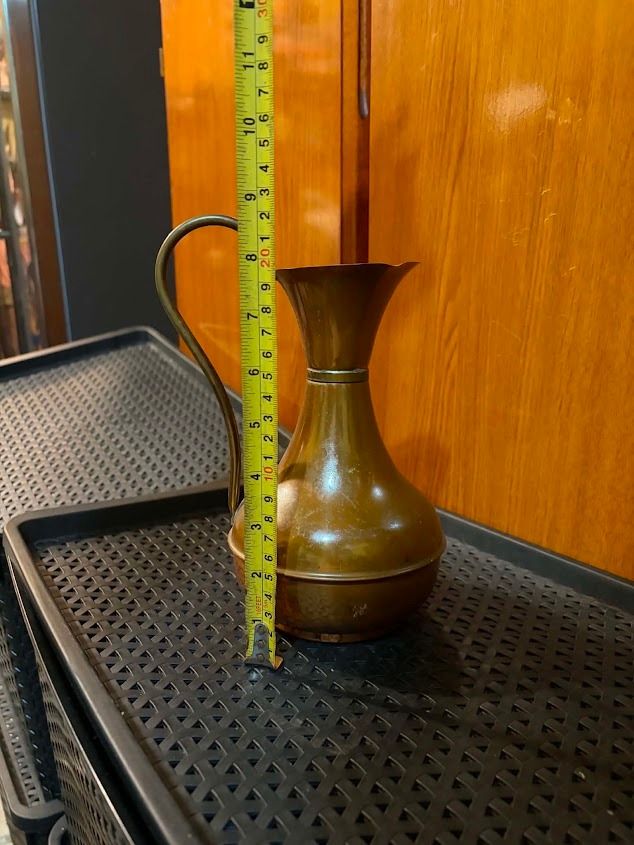 vintage copper pitcher (Category: Vases & Decorative Bowls) located in Bulacan. Submitted by YourCollection (Listing ID 1464108885, Image 3). Description: 3000 each 7,500 for take all.