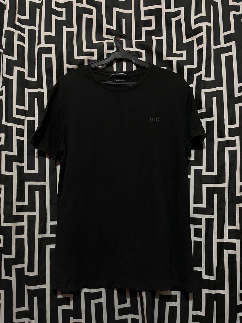 Vintage D& G Shirt (Category: Activewear) located in Manila. Submitted by bibiies2.0xghettothrift (Listing ID 1463962167, Image 1). Description: Vintage D& G Shirt Details W22 L28 M to Large ₱650 Loc.Baclaran Paranaque.