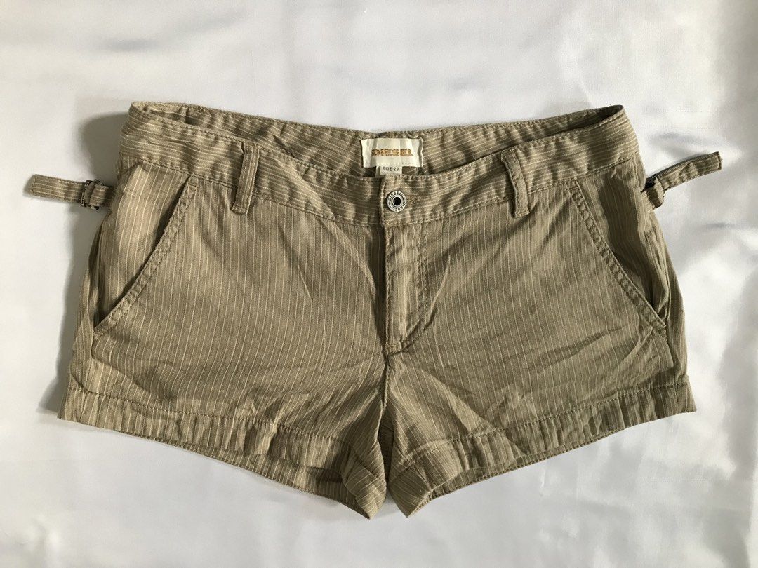 Vintage Diesel Short (Category: Shorts) located in Davao. Submitted by mira_e02 (Listing ID 1464034766, Image 1). Description: Size 27 on tag, Waist : 27-28, Length Front: 10/half, Back Length: 13.
