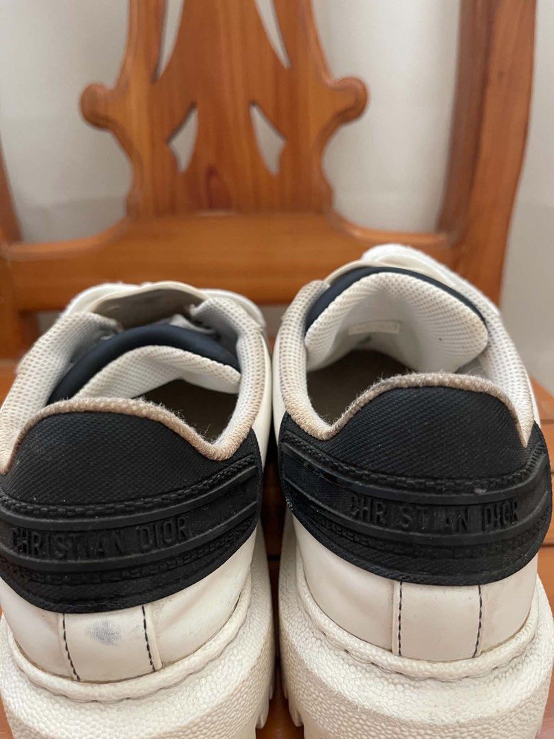 Vintage Dior ID (Category: Sneakers & Footwear) located in Cabanatuan. Submitted by lantis0429 (Listing ID 1464033347, Image 3). Description: Vintage Dior ID 23.5 cm.