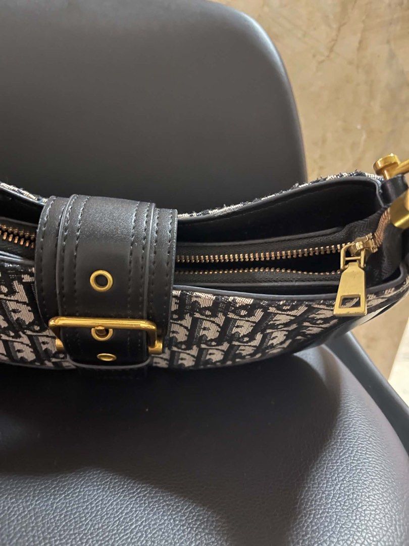Vintage Dior Shoulder Bag (Category: Luxury Bags & Wallets) located in Cabanatuan. Submitted by lantis0429 (Listing ID 1464033693, Image 2). Description: .