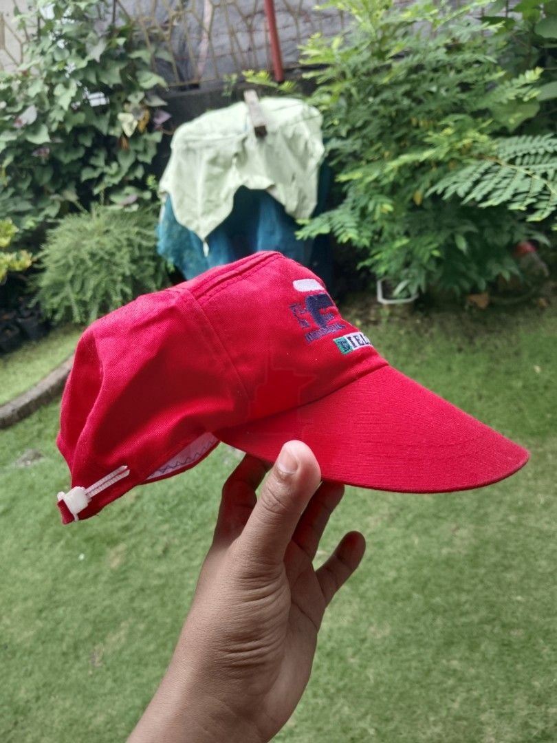 Vintage fila hat (Category: Caps & Hats) located in Legazpi City. Submitted by genobecollectives (Listing ID 1463987009, Image 2). Description: vintage fila hat 500 plus sf one size fits all dm📩.
