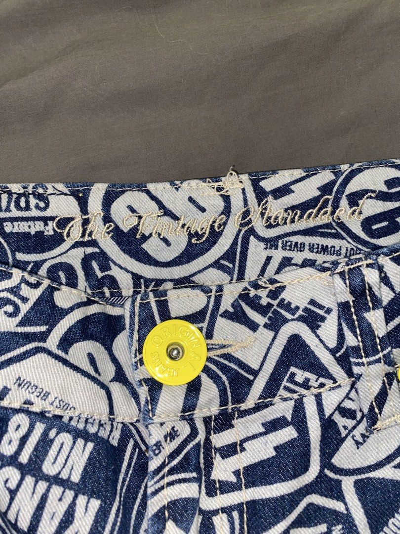 Vintage graphic low waisted jeans pants (Category: Jeans) located in Pasig City. Submitted by s0phiesells (Listing ID 1464025580, Image 3). Description: Great quality and bought in a vintage flea market in japan:).