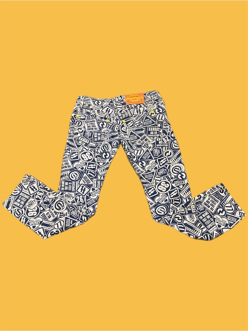 Vintage graphic low waisted jeans pants (Category: Jeans) located in Pasig City. Submitted by s0phiesells (Listing ID 1464025580, Image 2). Description: Great quality and bought in a vintage flea market in japan:).