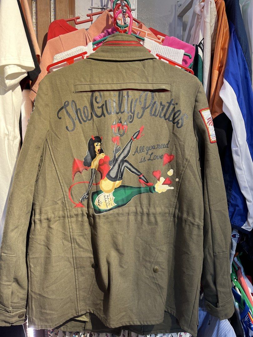 VINTAGE MILITARY JACKET (Category: Coats, Jackets and Outerwear) located in Valencia. Submitted by hunterxthrifter (Listing ID 1464073648, Image 2). Description: 1500 or best offer hook up kayo na mag price.