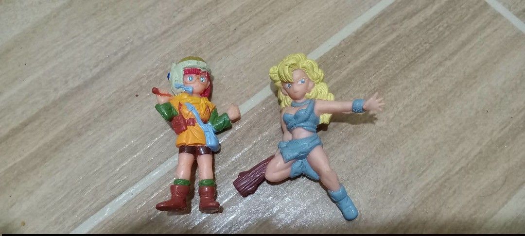 Vintage Mini Figures Set (Category: Figurines & Statues) located in Gapan. Submitted by montesnora80204 (Listing ID 1464072613, Image 1). Description: .