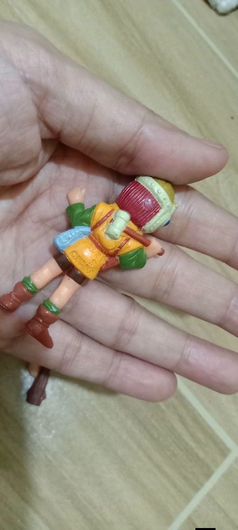 Vintage Mini Figures Set (Category: Figurines & Statues) located in Gapan. Submitted by montesnora80204 (Listing ID 1464072613, Image 3). Description: .