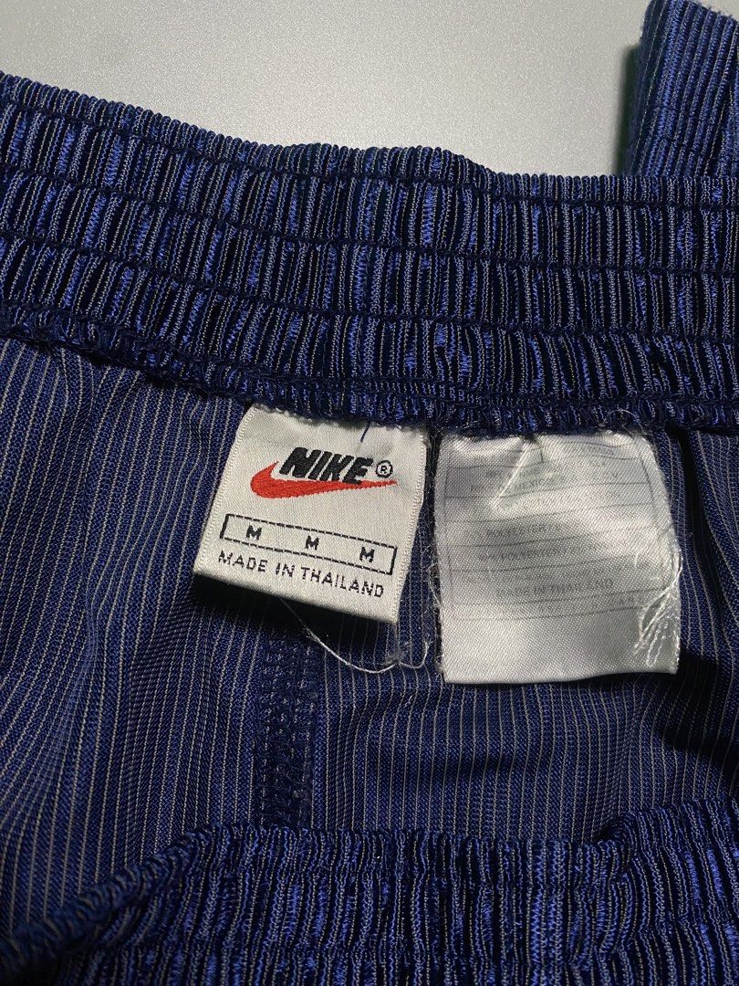 vintage nike tear away pants (Category: Joggers) located in Manila. Submitted by daily_findsph (Listing ID 1463986715, Image 3). Description: .