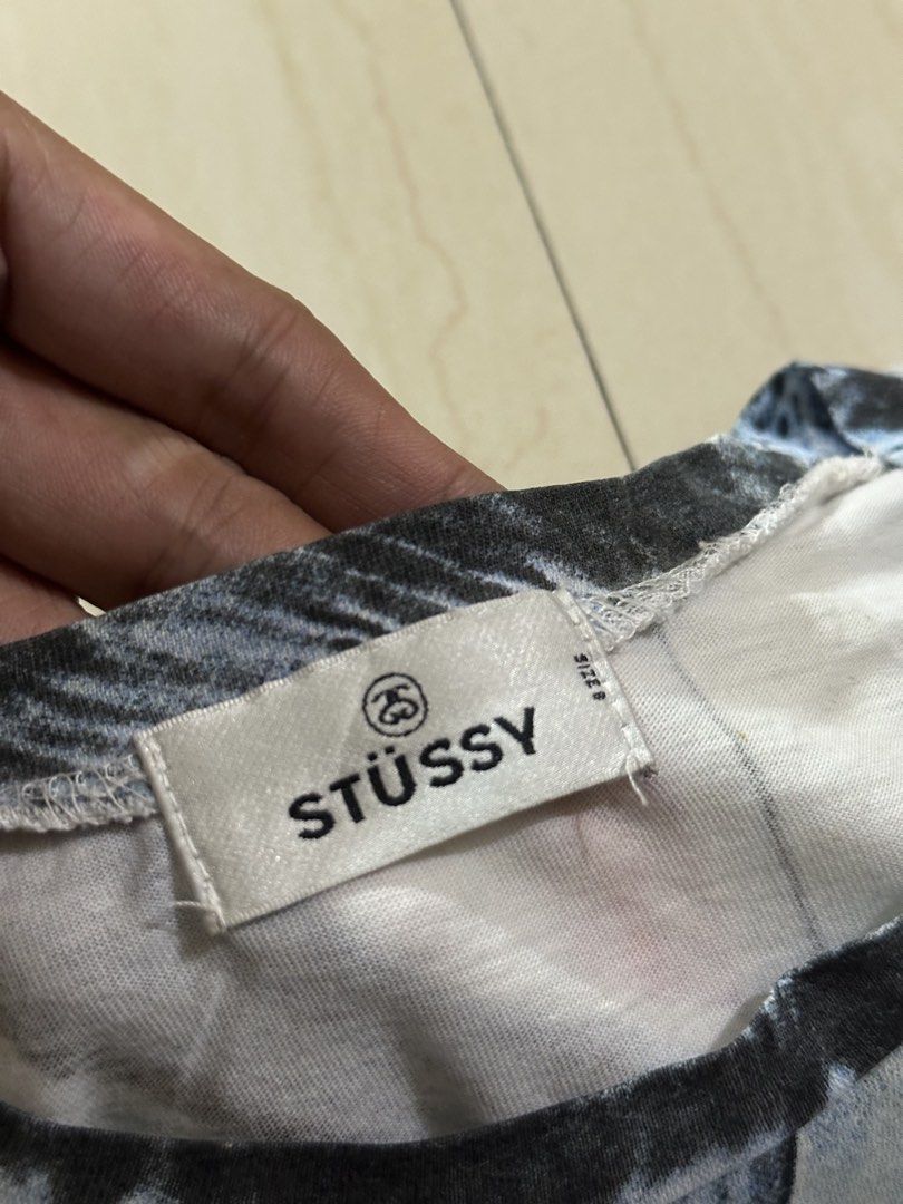 Vintage Stussy (Category: Activewear) located in Alitagtag. Submitted by bhthrift_30 (Listing ID 1464053110, Image 3). Description: Vintage Stussy Medium 1k+sf Dm📩.