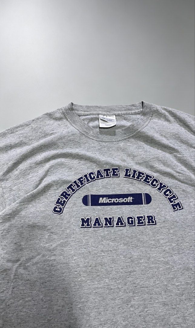 Vintage y2k microsoft tee (Category: Tshirts & Polo Shirts ) located in Manila. Submitted by 2ndmemoir (Listing ID 1464049597, Image 2). Description: Microsoft Minimal flaws Minimal hairline No major flaws Excellent condition 9.8 colorate 22.5 inches width 30 inches length .