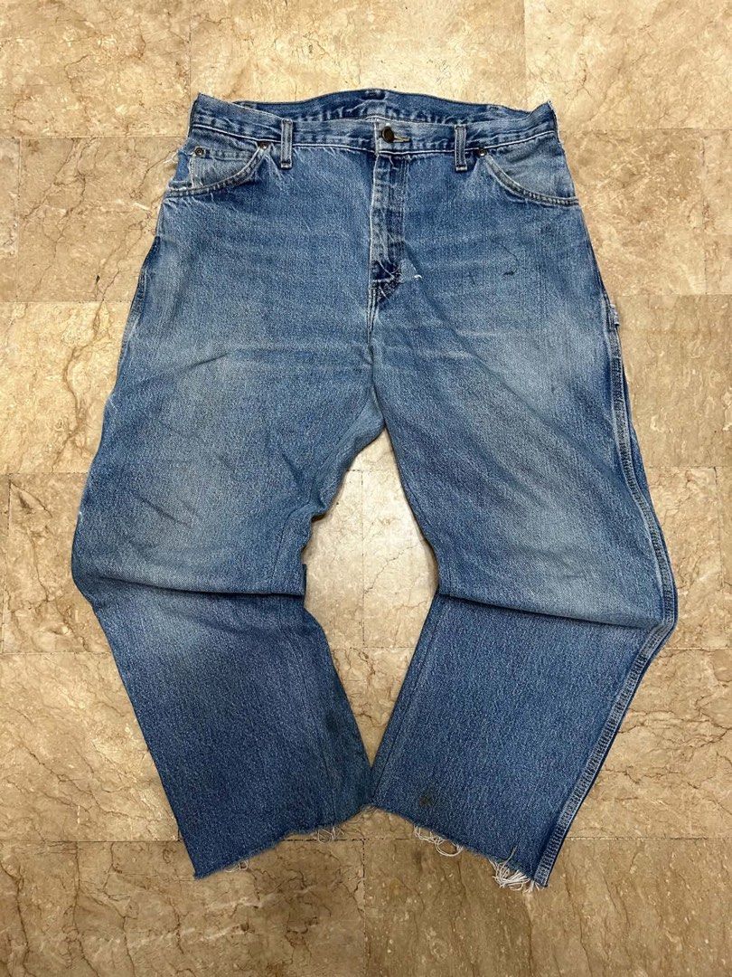 Vintages Red Tag Dickies Carpenter Pants (Category: Jeans) located in Caloocan City. Submitted by melfort420 (Listing ID 1464074287, Image 1). Description: Vintages Dickies Carpenter Pants Red Tag 34 x 30 fit to 32 Hem 8 P1500 Excellent condition Personal collection RSF Decluttering Location Parañaque J&T Lalamove GCash NO COD.