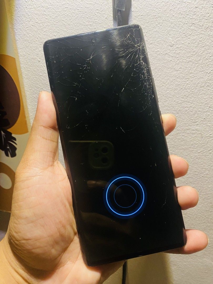 Vivo X80 Pro 5G (Category: Vivo) located in Quezon City. Submitted by oprtn (Listing ID 1463945736, Image 2). Description: For sale or swap sa lower unit + cash Vivo X80 Pro 5g 6.78 Inch 2k Screen Resolution 120hz Refresh rate 50 Megapixel Quad Camera w/ Zeiss 4320p 12gb RAM 256gb Internal Snapdragon 8 Gen 1 Adreno 730 4700 mAh battery 80watts fast charging Issue nasa pic na all working all button crisp Novaliches Qc loc pick up or meet up sa nea