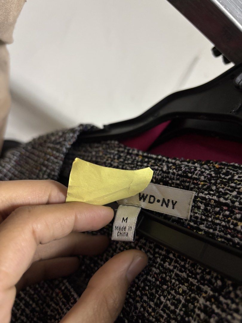 wd.ny (Category: Coats, Jackets and Outerwear) located in Pila. Submitted by isabelasthriftclothes (Listing ID 1464066675, Image 3). Description: .