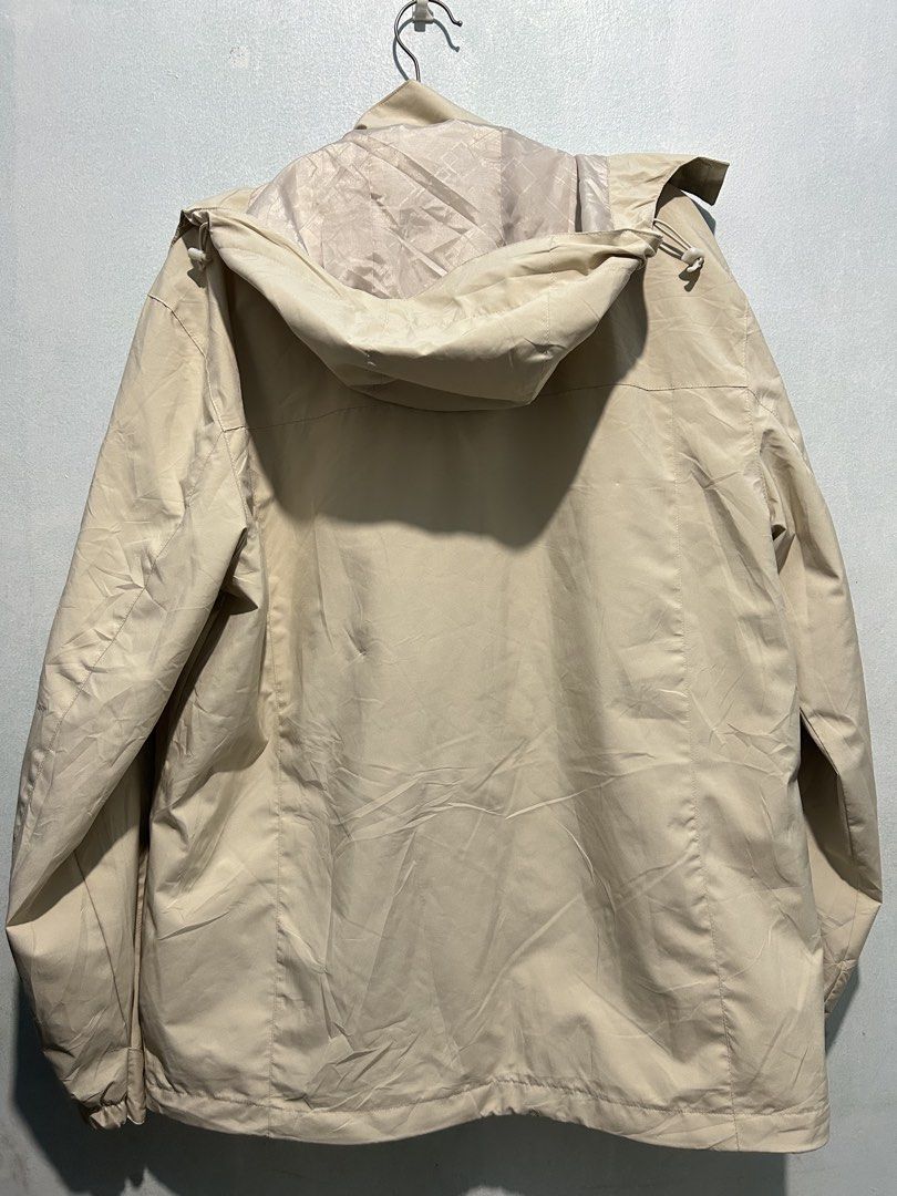 Windbreaker Jacket #3 (Category: Coats, Jackets and Outerwear) located in Quezon City. Submitted by jjsurplus_23 (Listing ID 1464093065, Image 3). Description: L-XL.