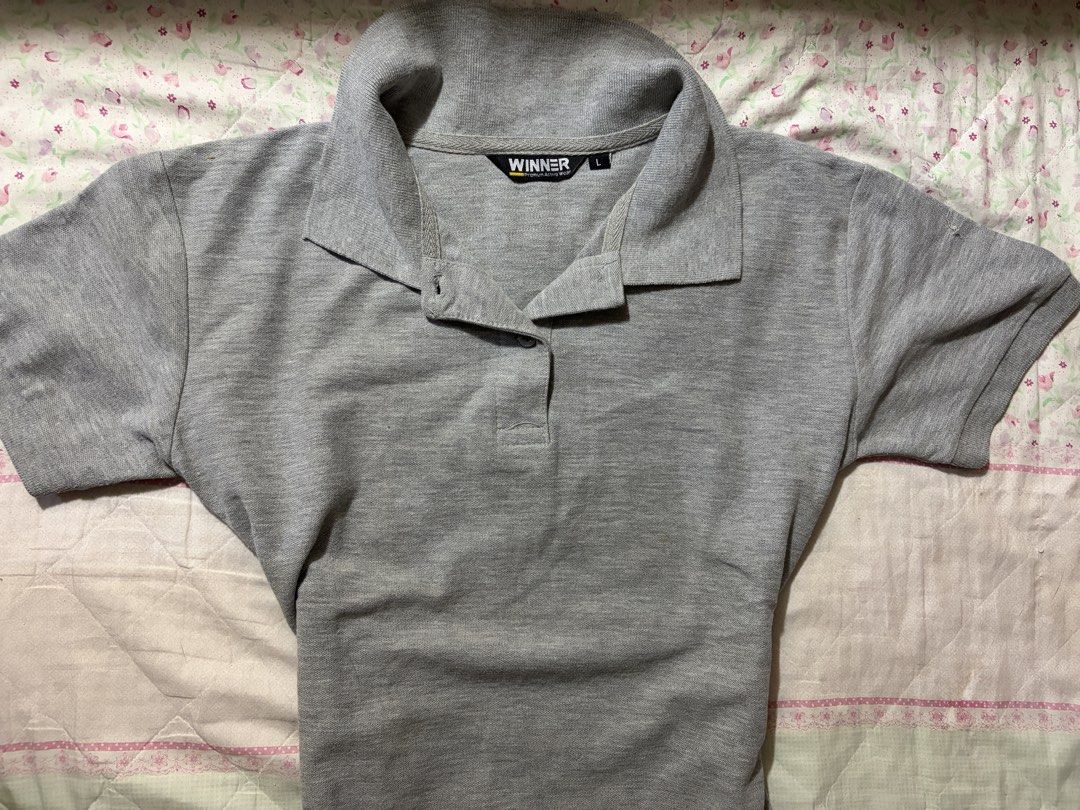 Winner Grey Polo Shirt (Category: Blouses) located in Muntinlupa City. Submitted by herellas0504 (Listing ID 1464087051, Image 2). Description: Winner Grey Polo Shirt Mine: 200 | Lock: 300 ———————————— perfect for casual fits, kinda body fit size: xs-med no issue, good condition willing to keep.
