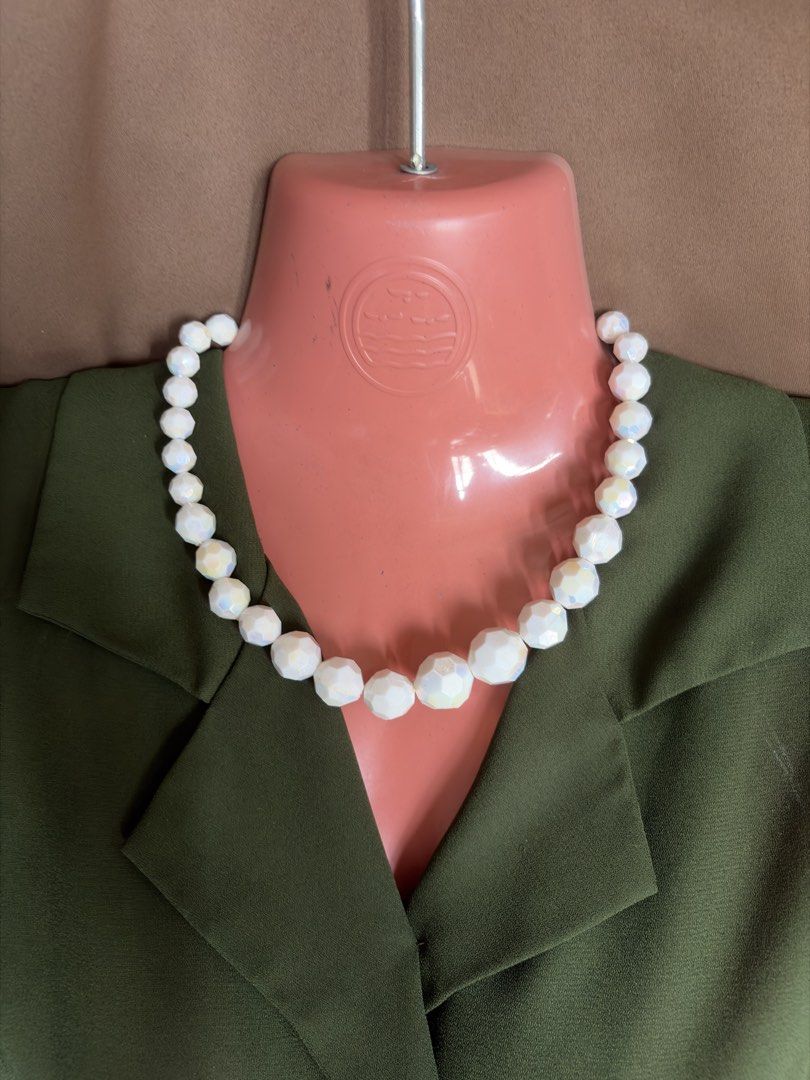 women necklace (Category: Other Accessories) located in Taytay. Submitted by lovelymarish (Listing ID 1464053229, Image 2). Description: .