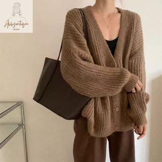 (Category: ) located in . Submitted by abbyoutique_online (Listing ID 1464083130, Image 1). Description: .