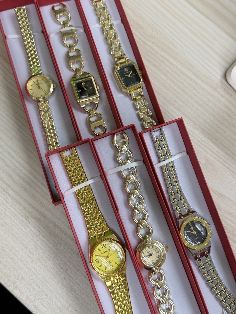 Women’s luxury watch (Category: Women's Watches) located in Mandaluyong City. Submitted by tuesdayrare (Listing ID 1464010207, Image 1). Description: Buy as set for 1,000 OR Per piece for ₱250 each All comes with box Brand new.