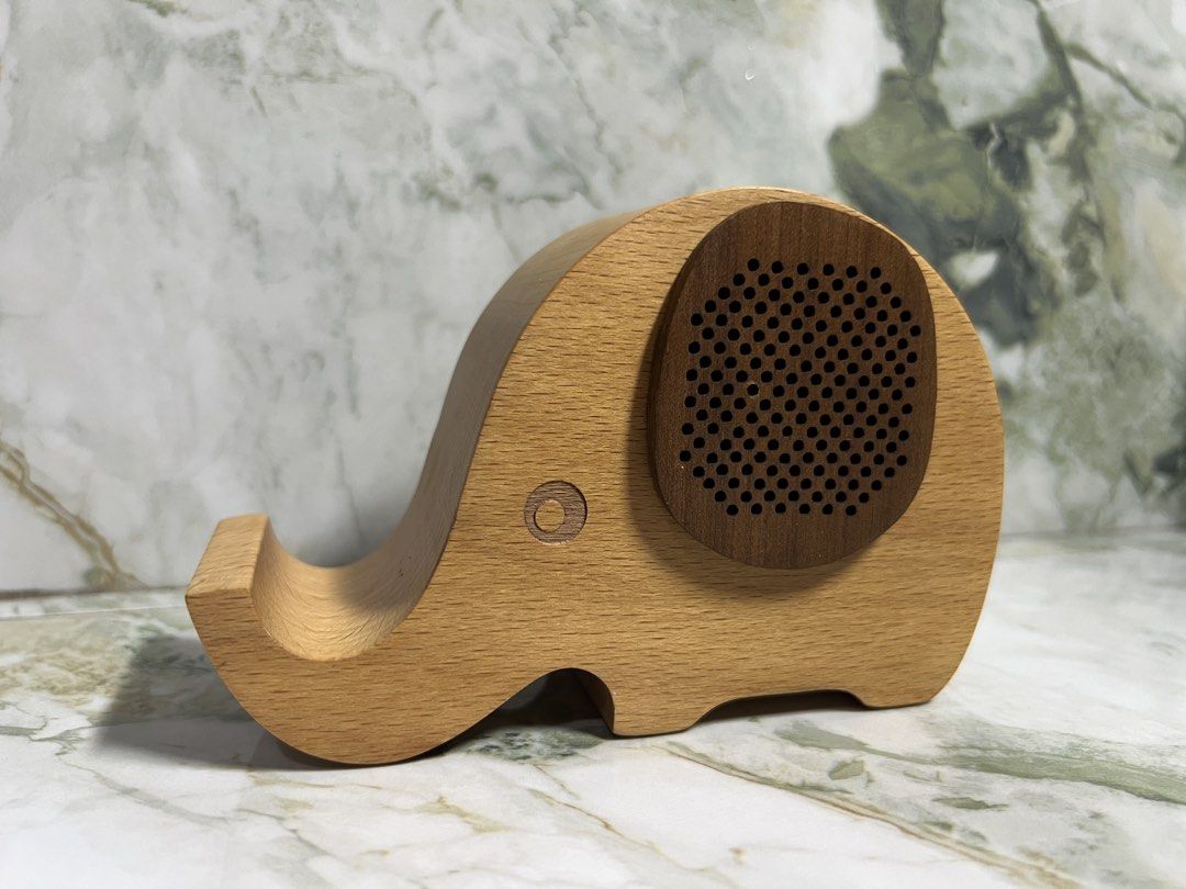 *Xinleyu - Bluetooth Speaker (Category: Soundbars, Speakers & Amplifiers) located in Subic. Submitted by thrifters_23 (Listing ID 1464067216, Image 2). Description: *Xinleyu - Bluetooth Speaker Condition: - like new - tested & working - wooden made ₱400 You may request additional pictures or videos via PM..