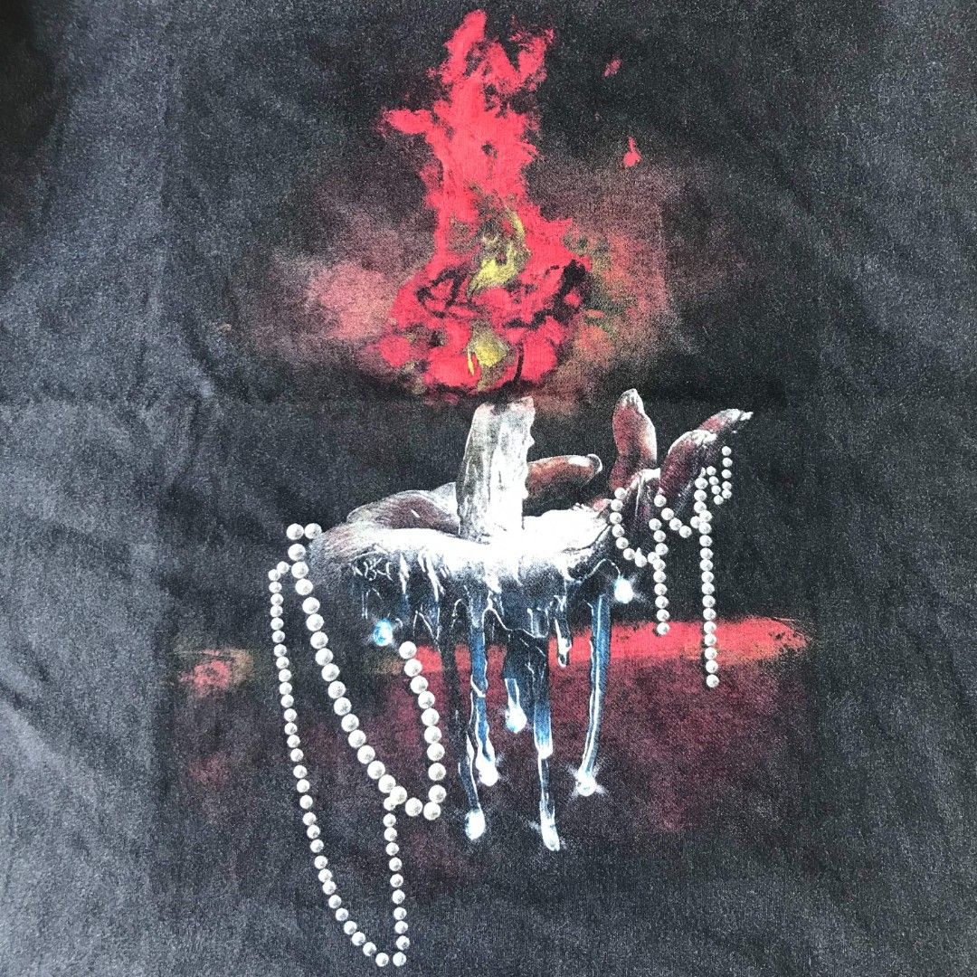 Y2K Tee (Category: Tshirts & Polo Shirts ) located in San Jose. Submitted by coin_flip25 (Listing ID 1463976384, Image 3). Description: .