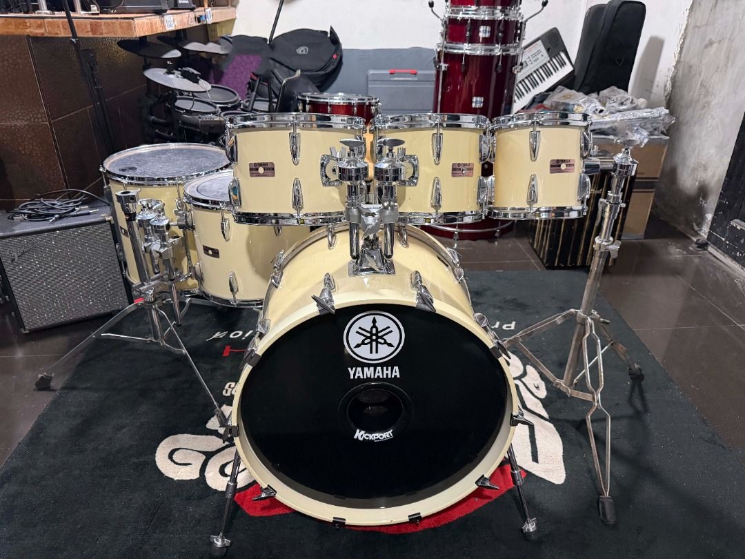Yamaha "Tour Custom" Japan 6pc Drum Set (Category: Musical Instruments) located in Manila. Submitted by ninraninra (Listing ID 1464092268, Image 3). Description: Yamaha "Tour Custom" Japan 6pc Drum Set 90K Made in Japan Birch/Philippine Mahogany shells 8" 10" 12" 14" 16" all hanging toms 22x18" bass drum (10 hlugs/holes) All tom holders & receivers are included Custom front bass drum logo Very minimal wear & tear NOTE: 16" floor tom is a "Recordi