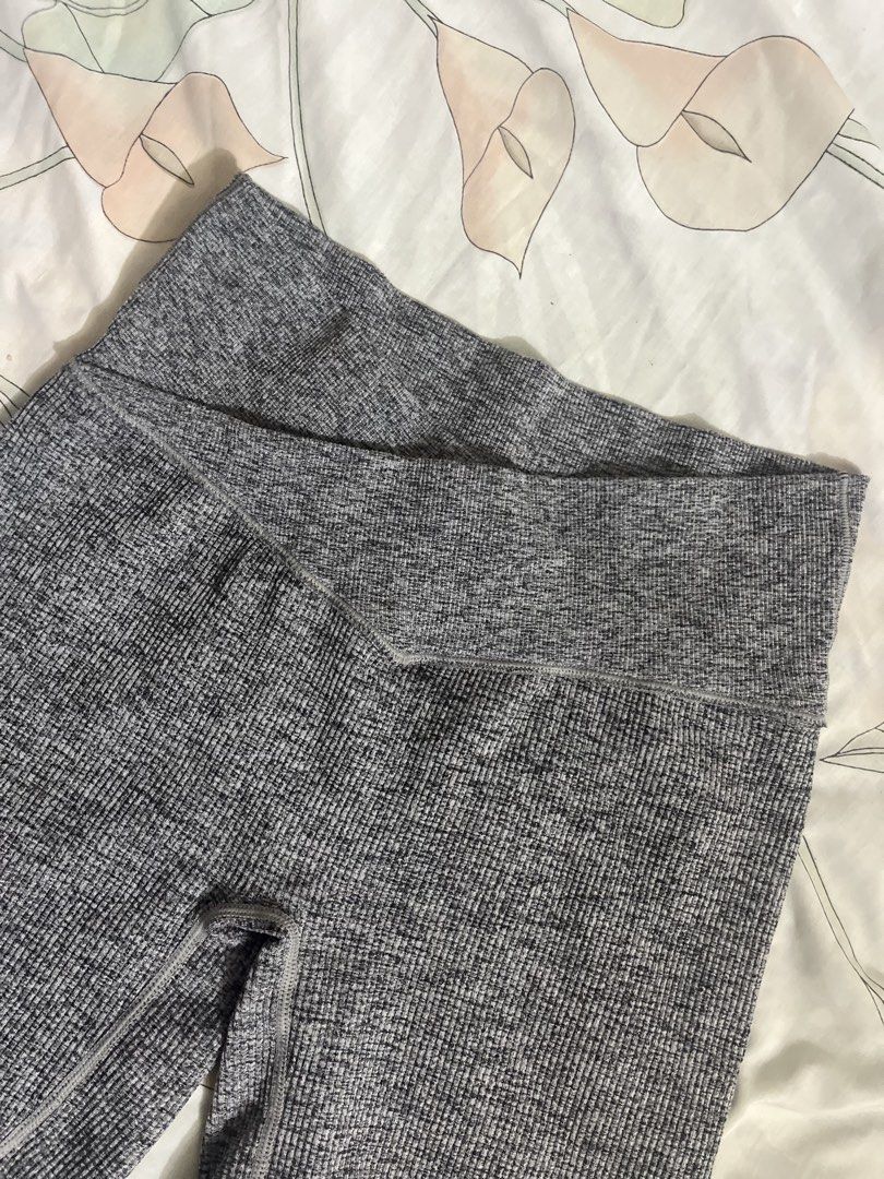 Yoga/Cycling Short (Category: Activewear) located in Manila. Submitted by dayclutter (Listing ID 1464013711, Image 2). Description: Med-Large fit.