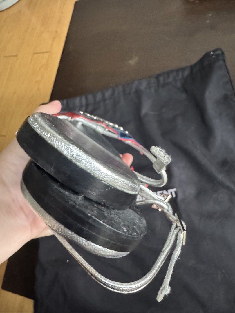 YSL (Category: Sandals) located in Manila. Submitted by supermommm (Listing ID 1464002338, Image 3). Description: Authentic .