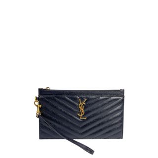 (Category: ) located in . Submitted by iconluxe (Listing ID 1463947714, Image 1). Description: .