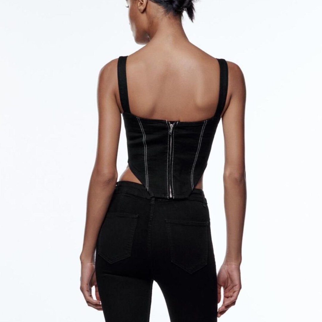 ZARA CORSET TOP (Category: Others Tops) located in Santa Rosa. Submitted by eceldg05 (Listing ID 1464137576, Image 2). Description: ZARA soft denim corset top L on tag Bust size : 16 inches Medium fit Excellent No issue.
