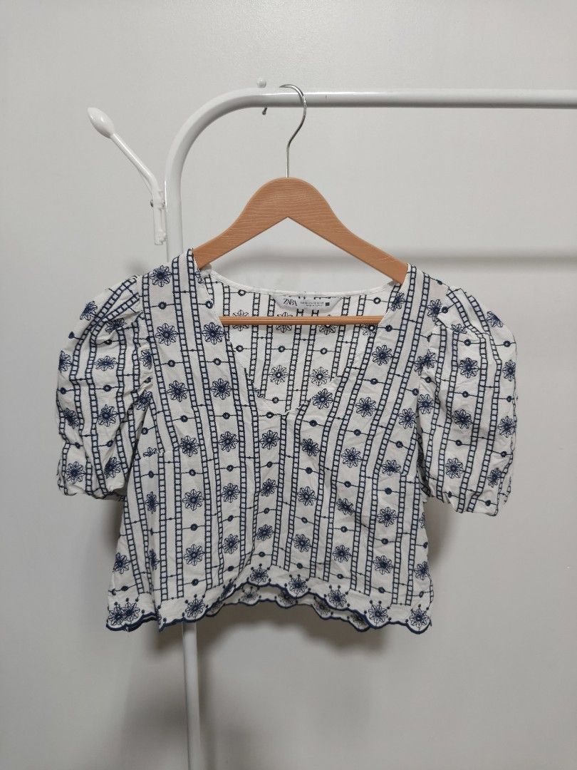 Zara top (Category: Blouses) located in Quezon City. Submitted by glitz4chix (Listing ID 1464044293, Image 2). Description: .