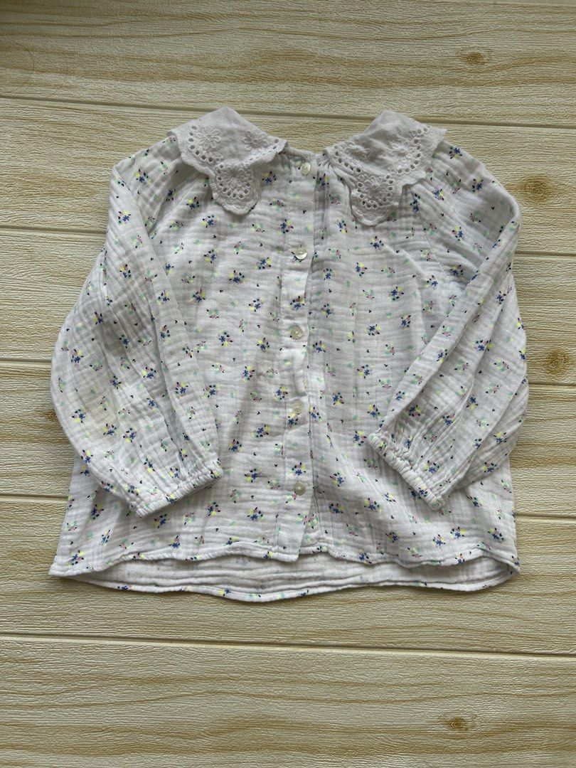 ZARAbaby Floral longsleeve (Category: Babies & Kids Fashion) located in Cebu City. Submitted by yjainani (Listing ID 1464028821, Image 1). Description: .