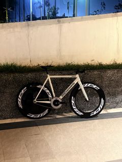 (Category: ) located in . Submitted by lampahbikes (Listing ID 1464295884, Image 1). Description: .