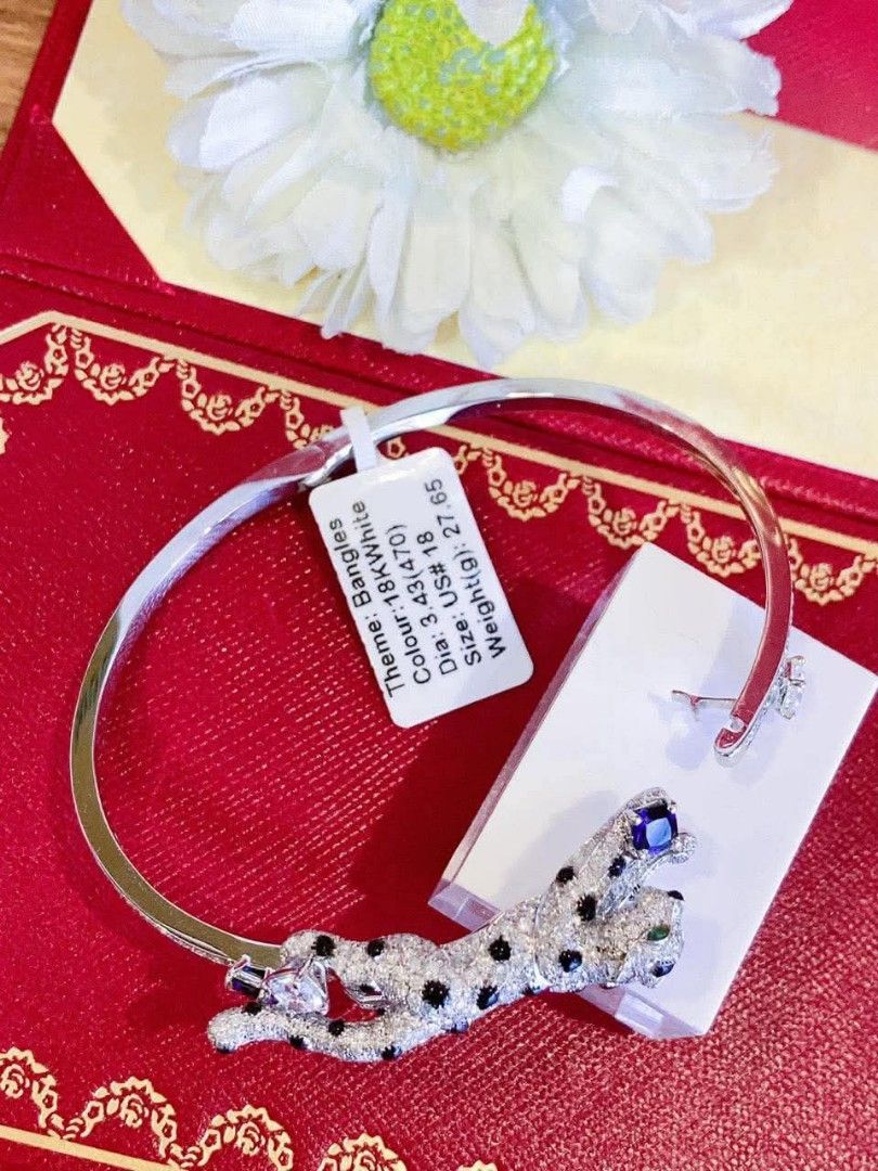 18k HongKong setting whitegold paved diamond panthere bangle (Category: Bracelets) located in Manila. Submitted by bhelgoldseller2ndaccount (Listing ID 1464144313, Image 3). Description: New!!✨New!!✨New!! 18k HongKong setting Gold 17,200/g 💯pawnable/naisasanla 💯with high appraisal rate 💯good investment 💯Direct supplier price 👉OPEN for resellers 🌺please take time to evaluate their actual sizes and grams 👉Best panggift for all occasions ✅ So