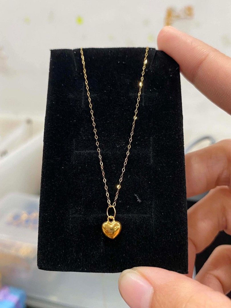 18K Saudi Gold Tauco Solid Pendant (Category: Necklaces) located in Caloocan City. Submitted by cheskhaionlinestore2.0 (Listing ID 1464166477, Image 2). Description: 18K Pure Saudi Gold Tauco Solid Pendant ₱3250 only 📌 🍒 Pawnable/ Nasasangla💯 🍒 Brandnew 💯 🍒 Ship via JNT/ LBC 🍒 Lalamove for same day delivery 🍒 We accept COD COP with downpayment to avoid cancellation of orders ⚡ How to Order? Please feel free to message us directly 🙏🏻 Che