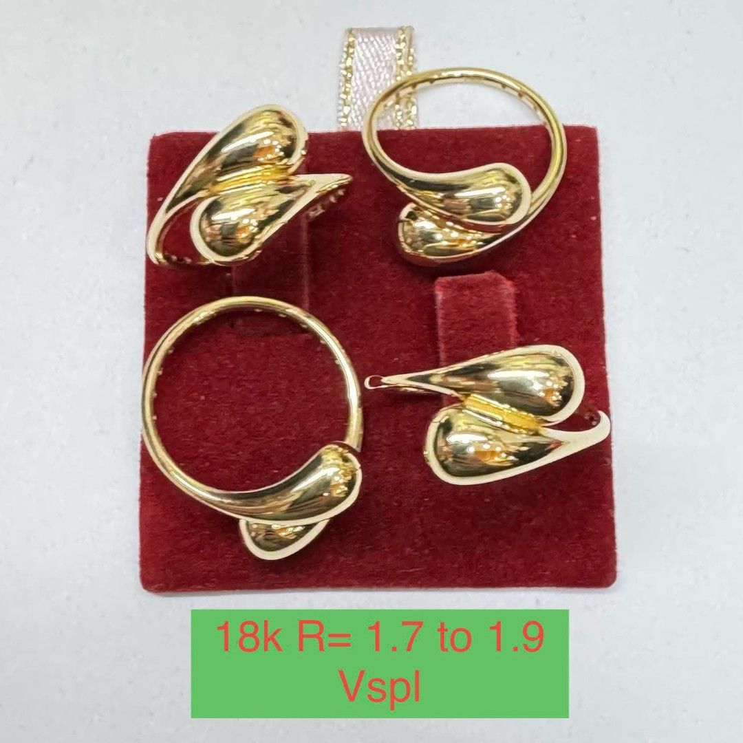 18k Saudi gold teardrop ring (Category: Rings) located in Manila. Submitted by bhelgoldseller2ndaccount (Listing ID 1464187927, Image 1). Description: New!!✨New!!✨New!! Authentic 18k Saudi Golds 💯pawnable/naisasanla 💯with high appraisal rate 💯good investment 💯Direct supplier price 👉OPEN for resellers 🌺please take time to evaluate their actual sizes and grams 👉Best panggift for all occasions ✅ Sold per grams not per piece Kya lowest price ✅