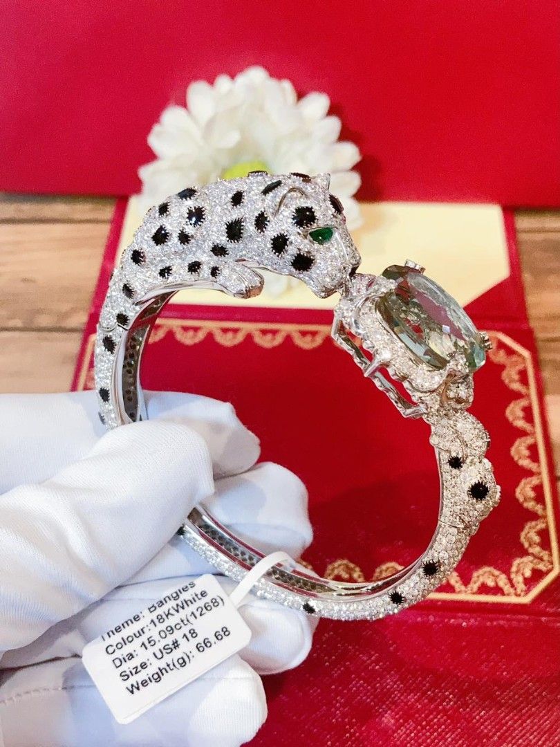 18k wg crtr diamond bangle hk setting (Category: Luxury Accessories) located in Manila. Submitted by luxesparks (Listing ID 1464142585, Image 3). Description: .