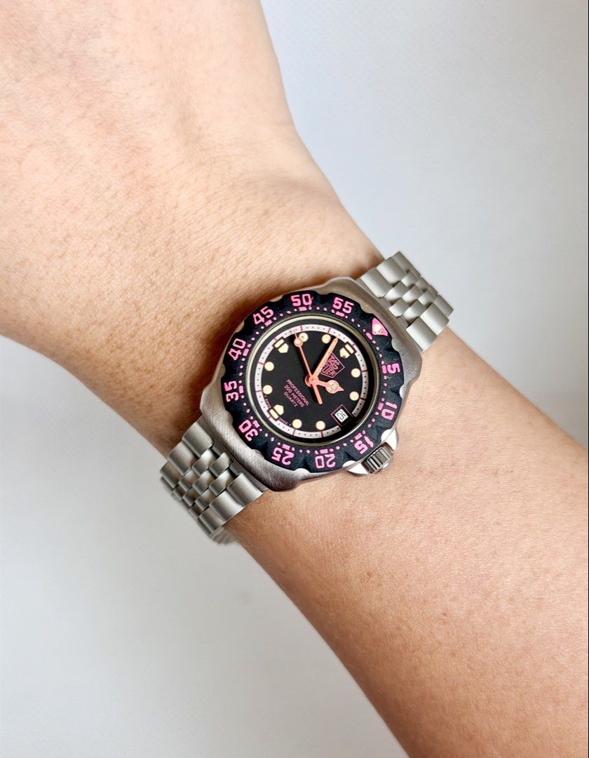 1990s TAG Heuer Formula 1 Professional (Category: Women's Watches) located in Manila. Submitted by vibeandvintage (Listing ID 1464239866, Image 2). Description: ⌚️ 1990s TAG Heuer Formula 1 Professional •Ladies •Quartz movement •Black dial •Stainless steel with signature matte finish •28mm case diameter (excluding crown) •Up to 7 inches wrist size •All-original watch head and bracelet •Bezel numerals retouched •Newly polished and buffed •With sig