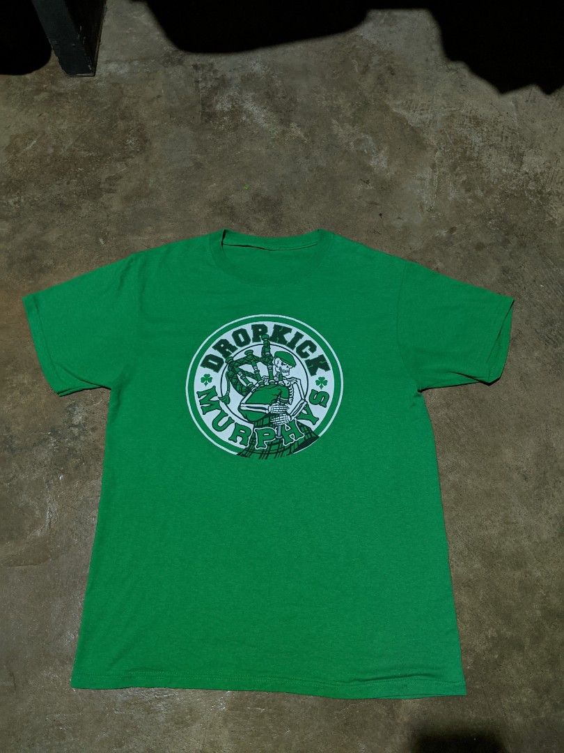 2000s Dropkick Murphy's Bagpipe Skeleton Band Shirt (Category: Tshirts & Polo Shirts ) located in Aliaga. Submitted by anselthrifts (Listing ID 1464252977, Image 1). Description: repaired neck(tag side) fits M 400+sf.