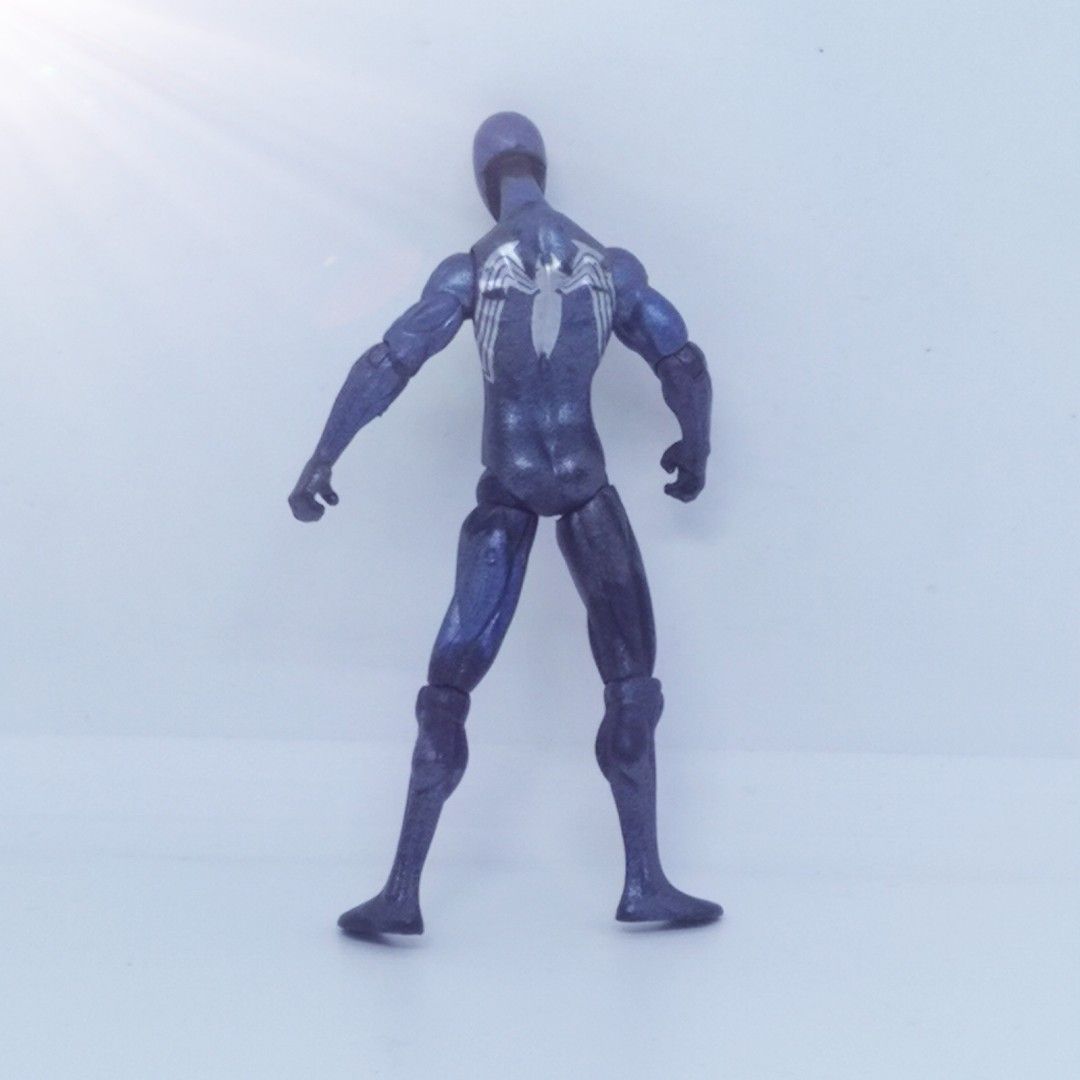 2009 Hasbro Marvel Union Spiderman Symbiotic (Category: Action & Battle Toys) located in Manila. Submitted by isko_sarisari (Listing ID 1464186561, Image 2). Description: Excellent condition | loose no accessories | 3.75" 2009 issue.