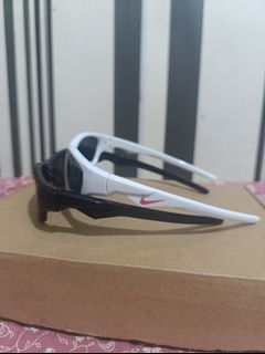 (Category: ) located in . Submitted by mnla.thriftshop (Listing ID 1464237214, Image 1). Description: .