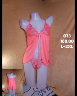 (Category: ) located in . Submitted by seducente.closet (Listing ID 1464139109, Image 1). Description: .