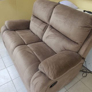 (Category: ) located in . Submitted by artlubiano (Listing ID 1464350471, Image 1). Description: .