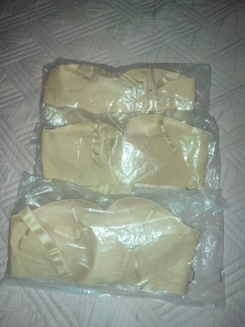 32 A Push Up Bra (3 Pairs) (Category: Undergarments & Loungewear) located in Manila. Submitted by manjirosano1201 (Listing ID 1464166929, Image 2). Description: reason for selling: hindi po kumasya sakin 🥹 - Set of 3 push-up bras - Size: 32 A - Color: Nude - Ideal for backless and strapless outfits - Easy to apply and provides a natural lift - Each pair is individually sealed for hygiene location: Pasig city buyer must shoulder shipping fee.