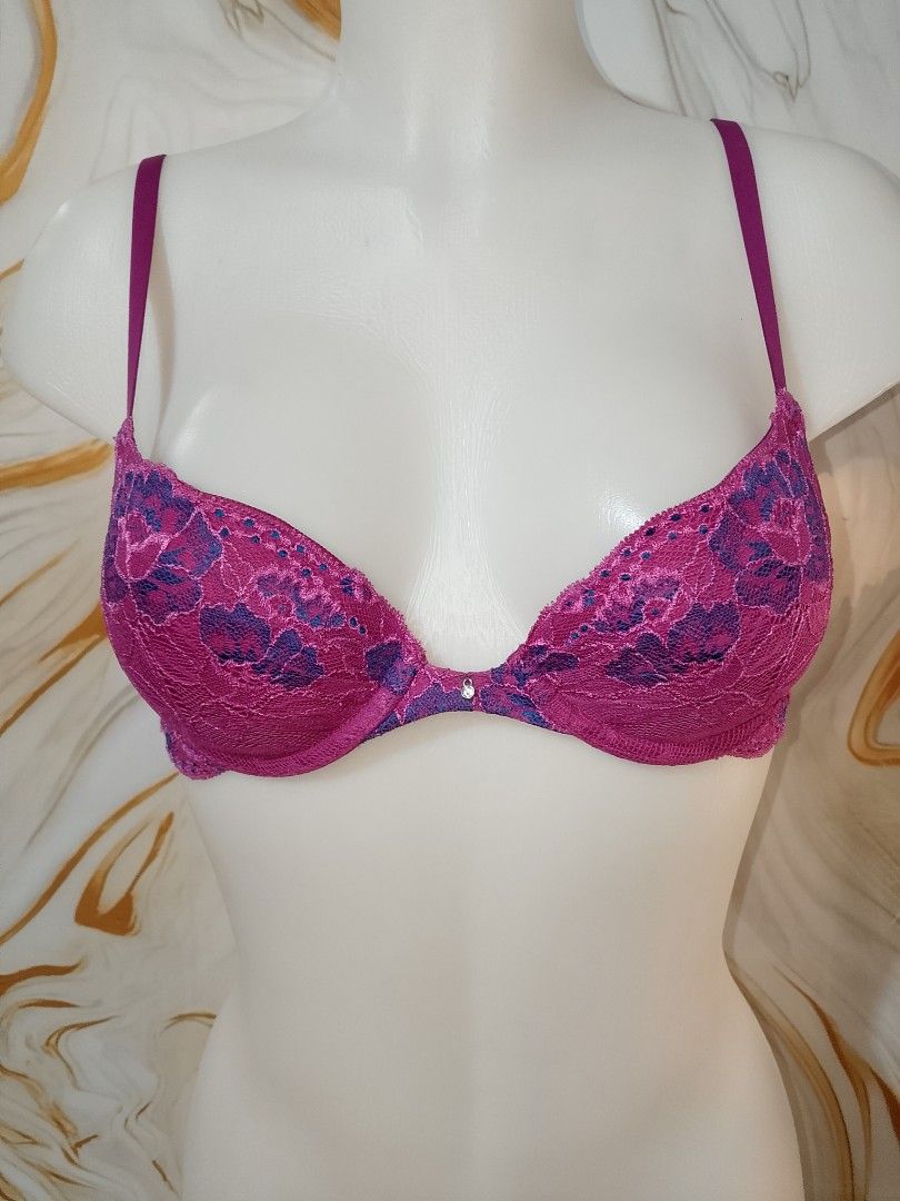 34a MAIDENFORM purple lace push up bra with underwire (Category: Undergarments & Loungewear) located in Manila. Submitted by truecrystal-1407 (Listing ID 1464262192, Image 1). Description: .