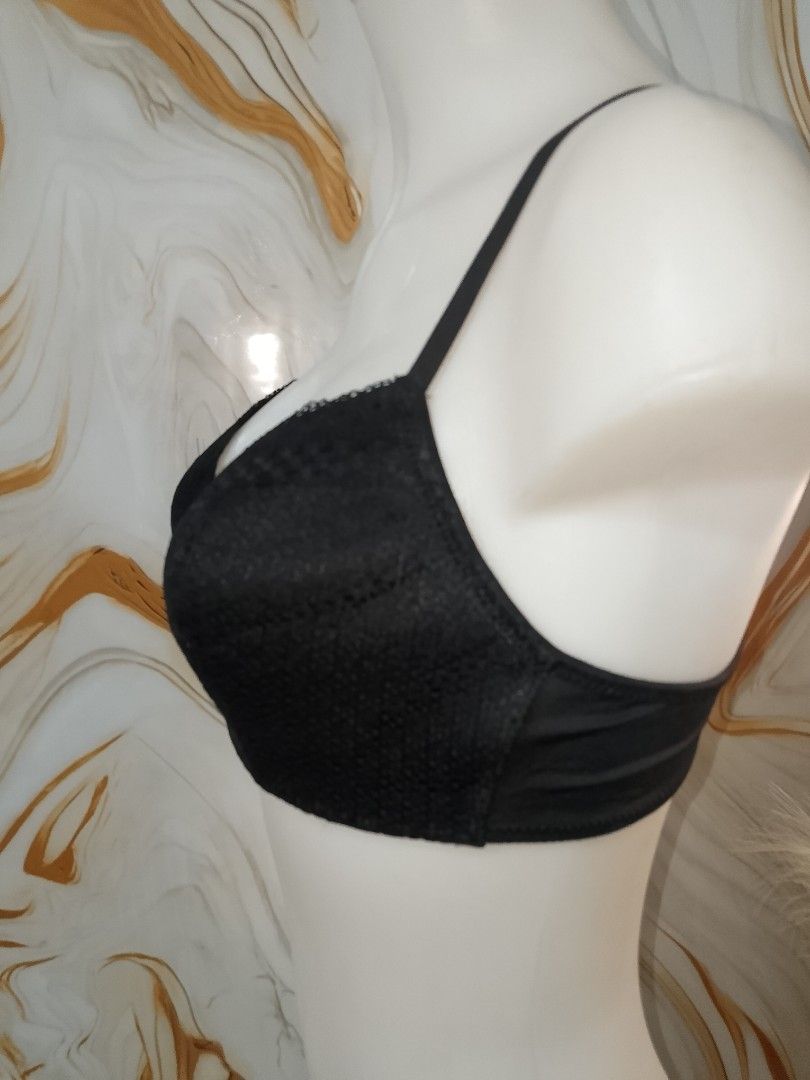 36b Maidenform Black bra nonwire thin soft pads (Category: Undergarments & Loungewear) located in Manila. Submitted by truecrystal-1407 (Listing ID 1464345687, Image 2). Description: .