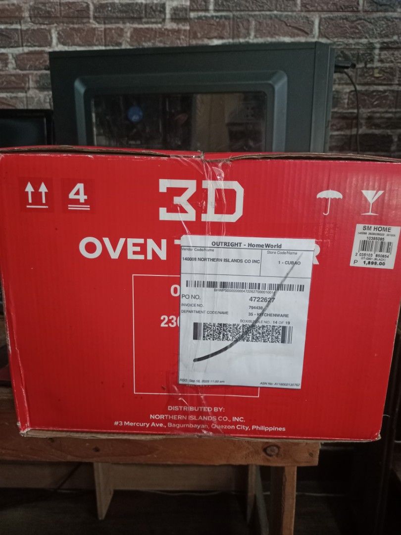 3D Oven Toaster OT-G901 (Category: Ovens & Toasters) located in Makati City. Submitted by selltugado (Listing ID 1464138277, Image 3). Description: Napanalunan sa raffle sa office di Po nagamit! P 1,899 orig price - 3D Oven Toaster OT-G901 - 15-minute timer with stay-on function - Built-in thermostat - Safety thermal fuse for peace of mind - Ideal for toasting and baking small items - Original box included.