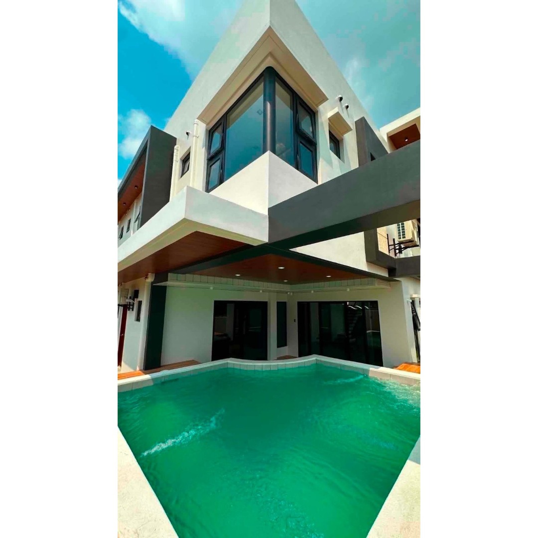 (Category: ) located in . Submitted by legacyrealty (Listing ID 1464161800, Image 1). Description: .