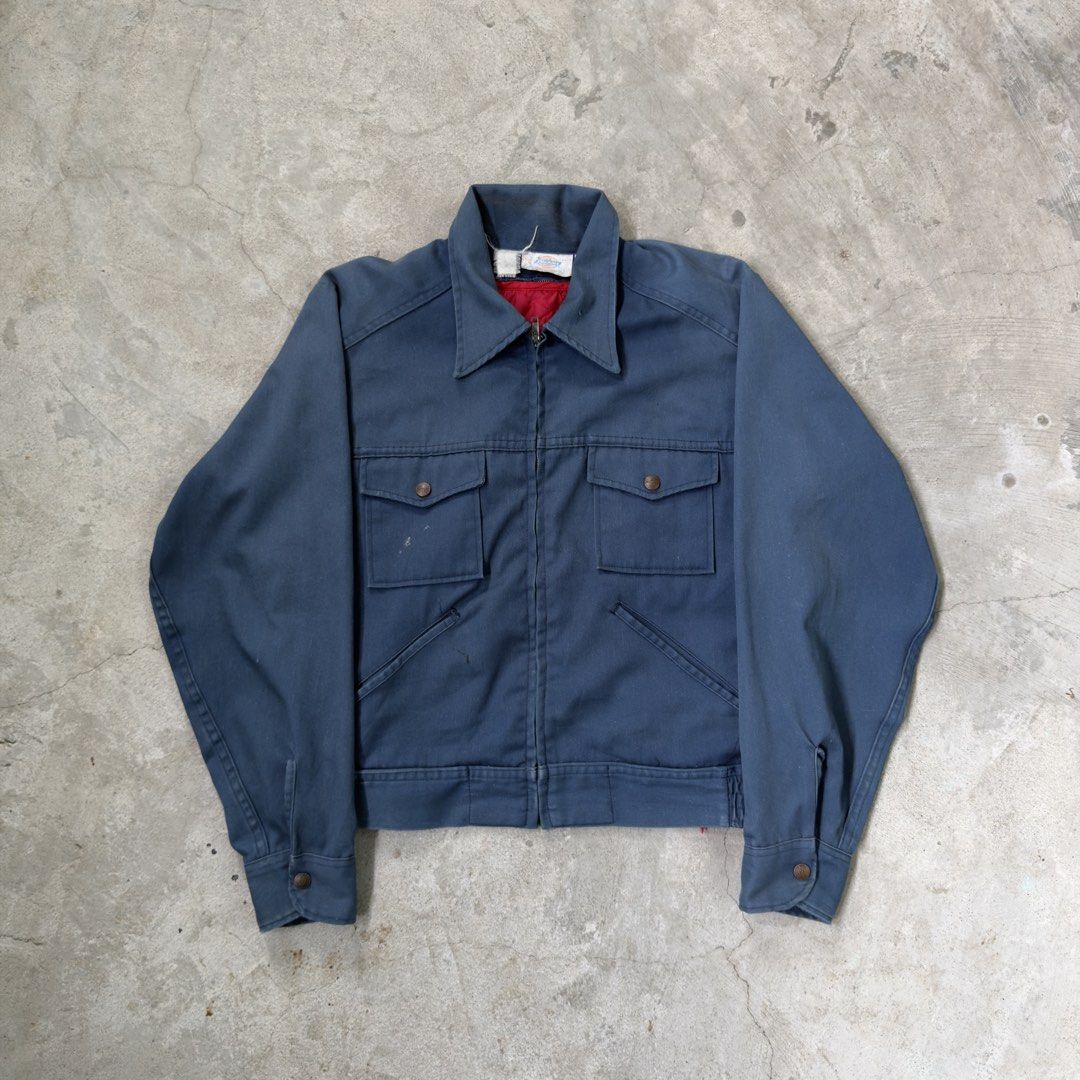 ‘90s Dickies Workwear Jacket (Category: Coats, Jackets and Outerwear) located in Silang. Submitted by offrackboys (Listing ID 1464280896, Image 1). Description: ‘90s Dickies Workwear Jacket Size: 40 Regular Measurements upon request Condition: Good Issue(s): Minor paint stains.