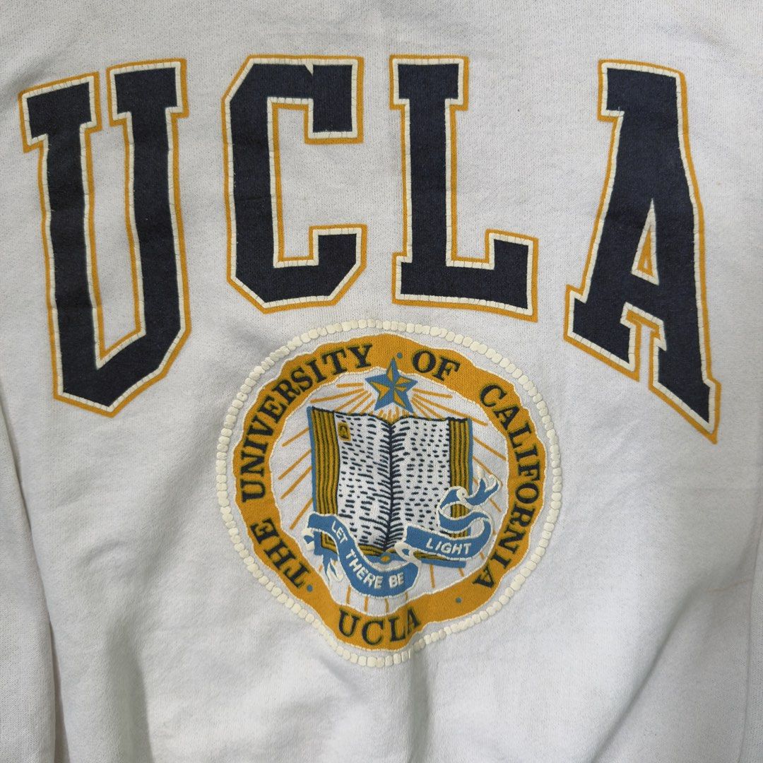 ‘90s Galt Sand ‘UCLA’ Sweater (Category: Coats, Jackets and Outerwear) located in Silang. Submitted by offrackboys (Listing ID 1464286372, Image 2). Description: ‘90s Galt Sand ‘UCLA’ Sweater Size: Large Measurements upon request Condition: Excellent Issue(s): Need deep wash ₱750 Firm.