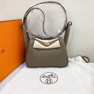 (Category: ) located in . Submitted by millenlavish_outlet (Listing ID 1464217705, Image 1). Description: .